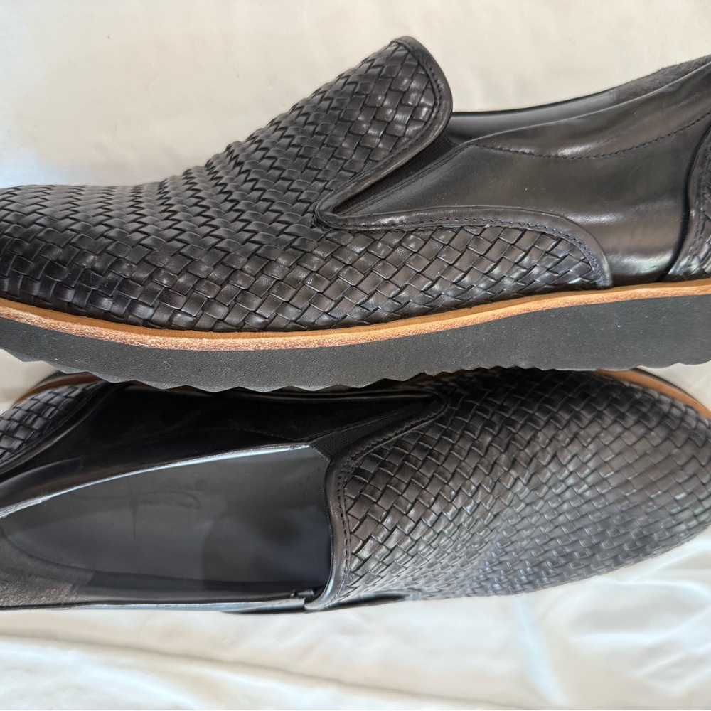 Men's Black Woven Leather Slip-On Loafers - Picture 8 of 11